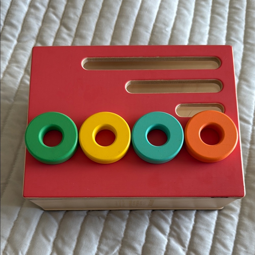 Lovevery Count & Slide with Wooden Rings